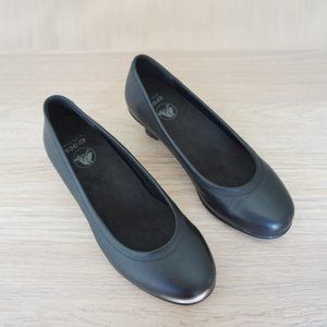 Crocs Woman’s Grace Heels, Size 4.5
